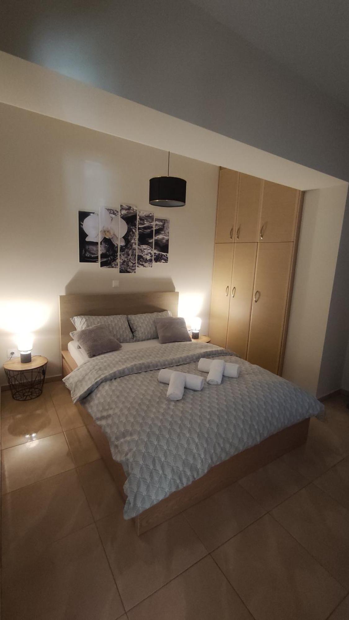 Urbi Garden Apartment Артемида Екстериор снимка