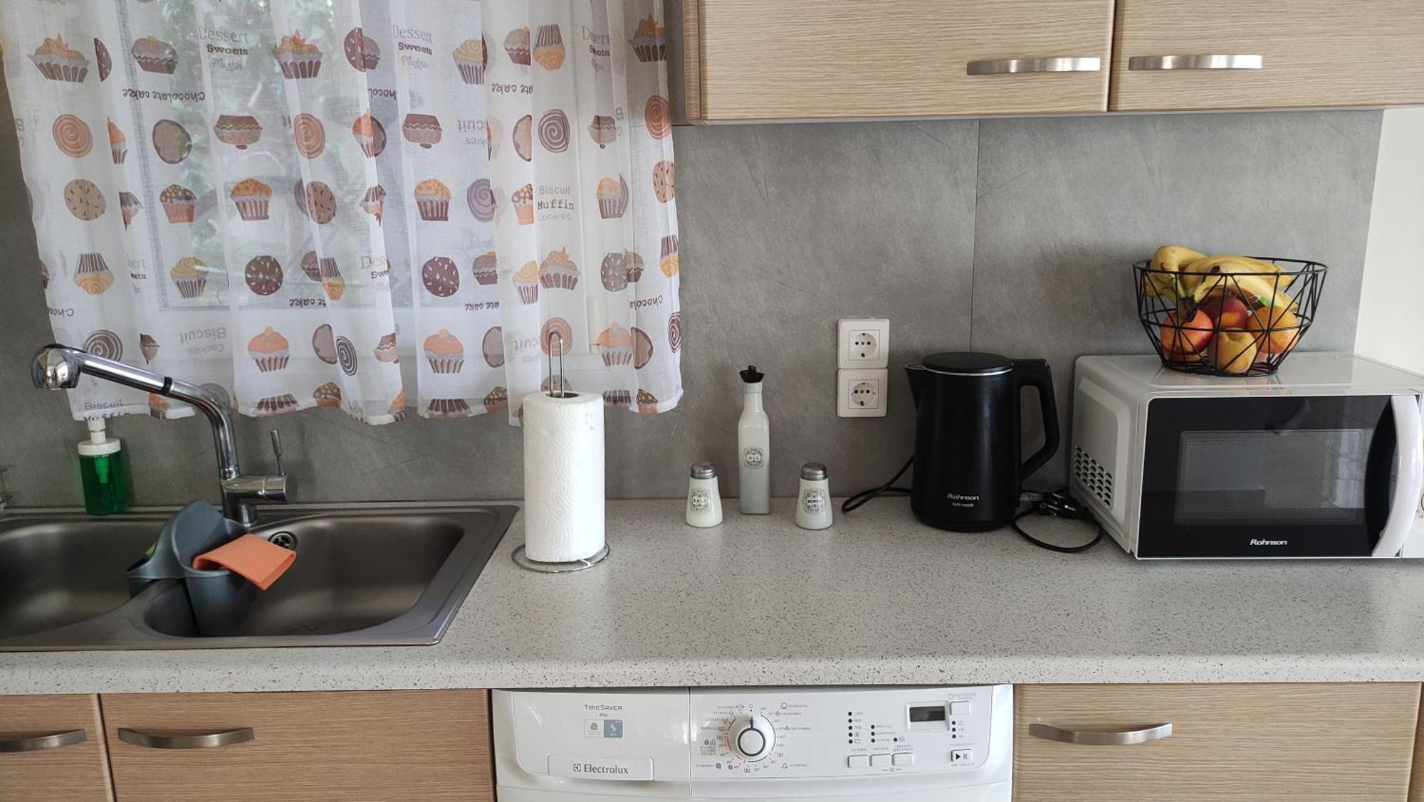 Urbi Garden Apartment Артемида Екстериор снимка